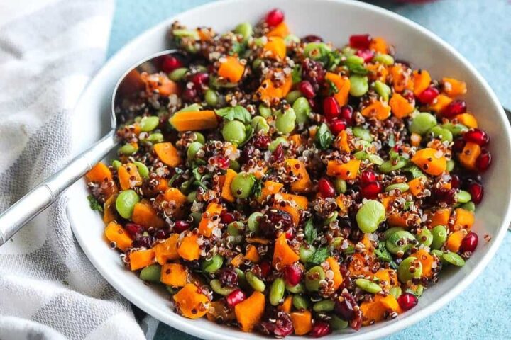 Quick and Easy Vegan Quinoa Salad with Pomegranate and Citrus