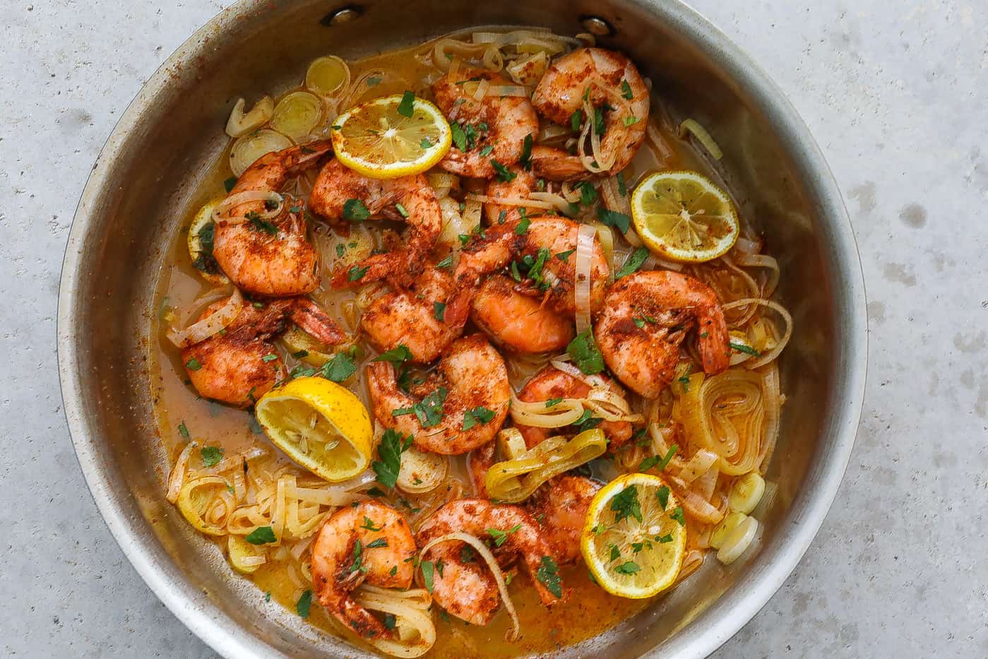 https://www.foodfidelity.com/wp-content/uploads/2021/07/steamed-shrimp-pan-hor-1.jpg